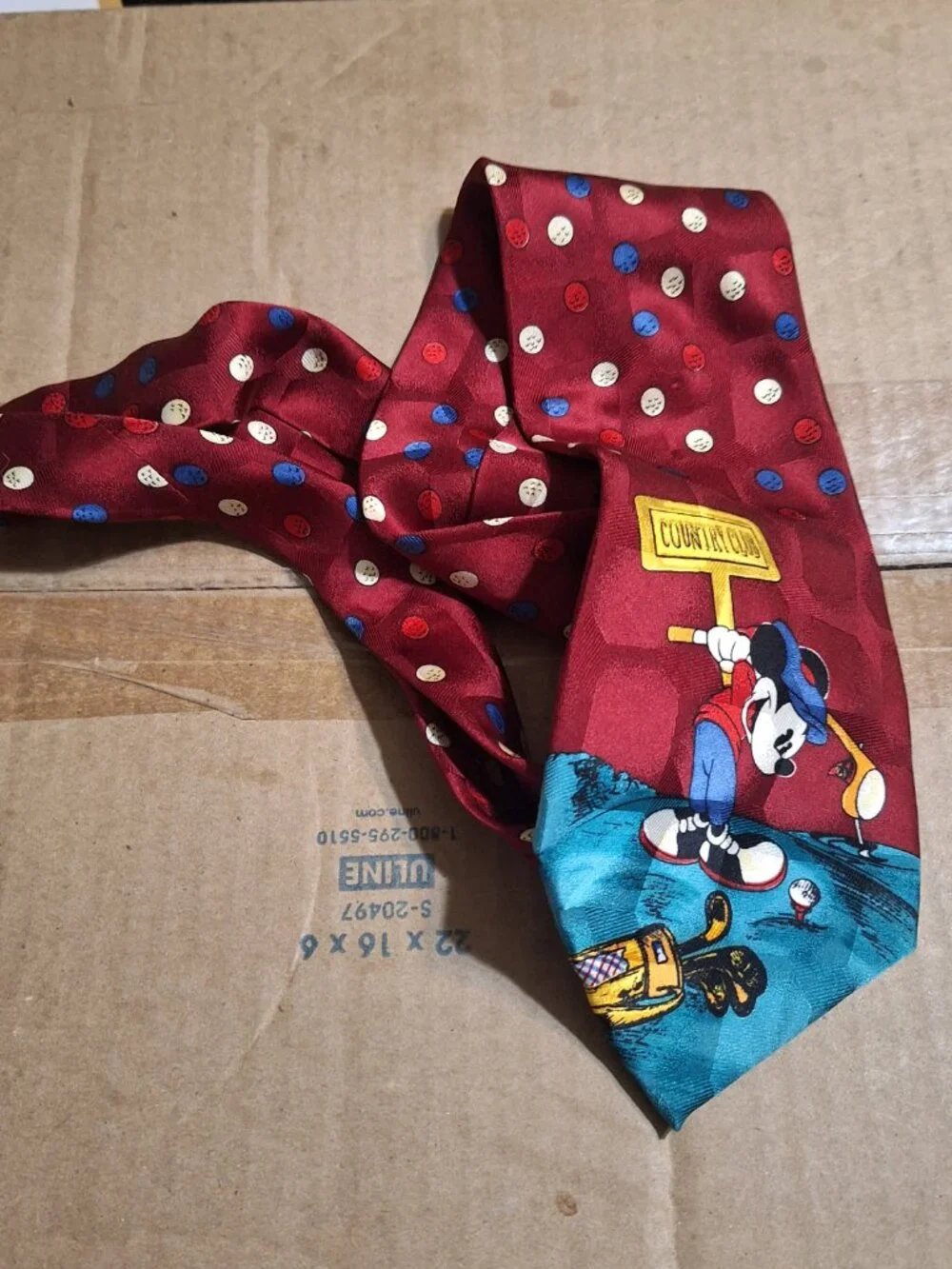 MIckey Mouse tie golfing